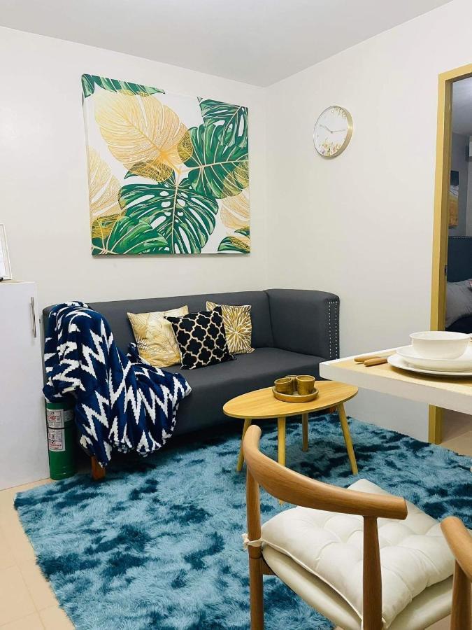 Lovely 2 Bedroom Condo Unit อีโลอีโลซิตี้ ภายนอก รูปภาพ