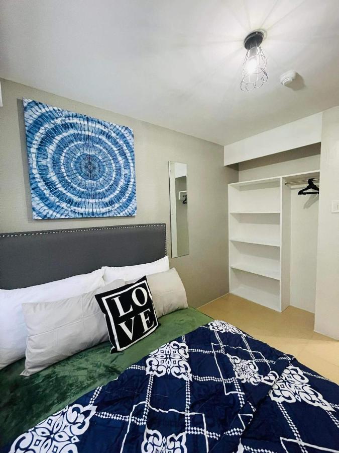 Lovely 2 Bedroom Condo Unit อีโลอีโลซิตี้ ภายนอก รูปภาพ